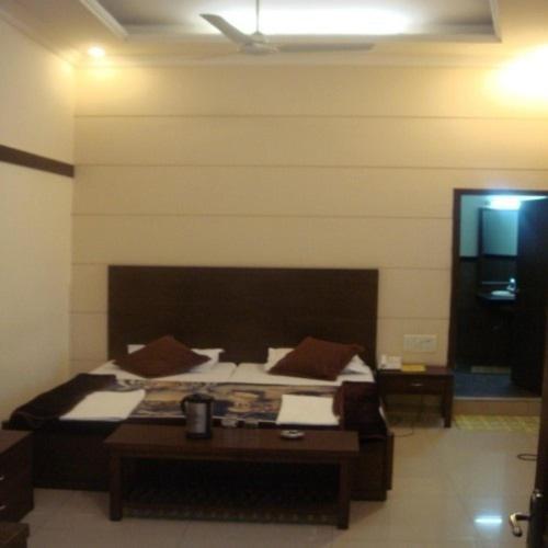 Vivek Hotel New Delhi Værelse billede